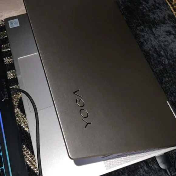 Lenovo Yoga C740 inch display Intel Core i5 11th Generation